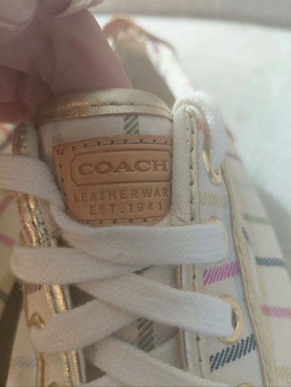Coach Barrett Colorful Plaid Low-Top Sneakers with Gold Accents Size 8